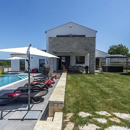 Meli Villa *