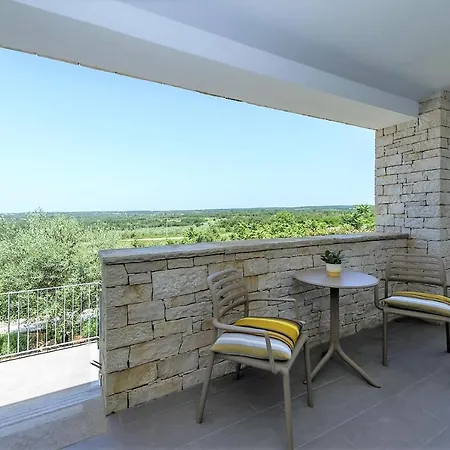 Meli * Sveti Lovreč Pazenatički