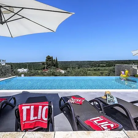 Meli וילה Sveti Lovreč Pazenatički